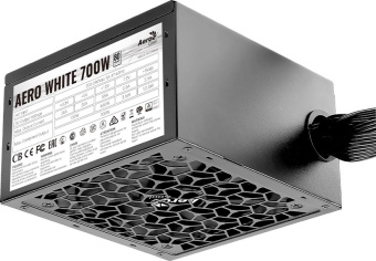 Блок питания 700W Aerocool AERO WHITE (120mm, 24+8pin, 2*8pin, 5*Sata, 3*Molex, 80 PLUS Standart)